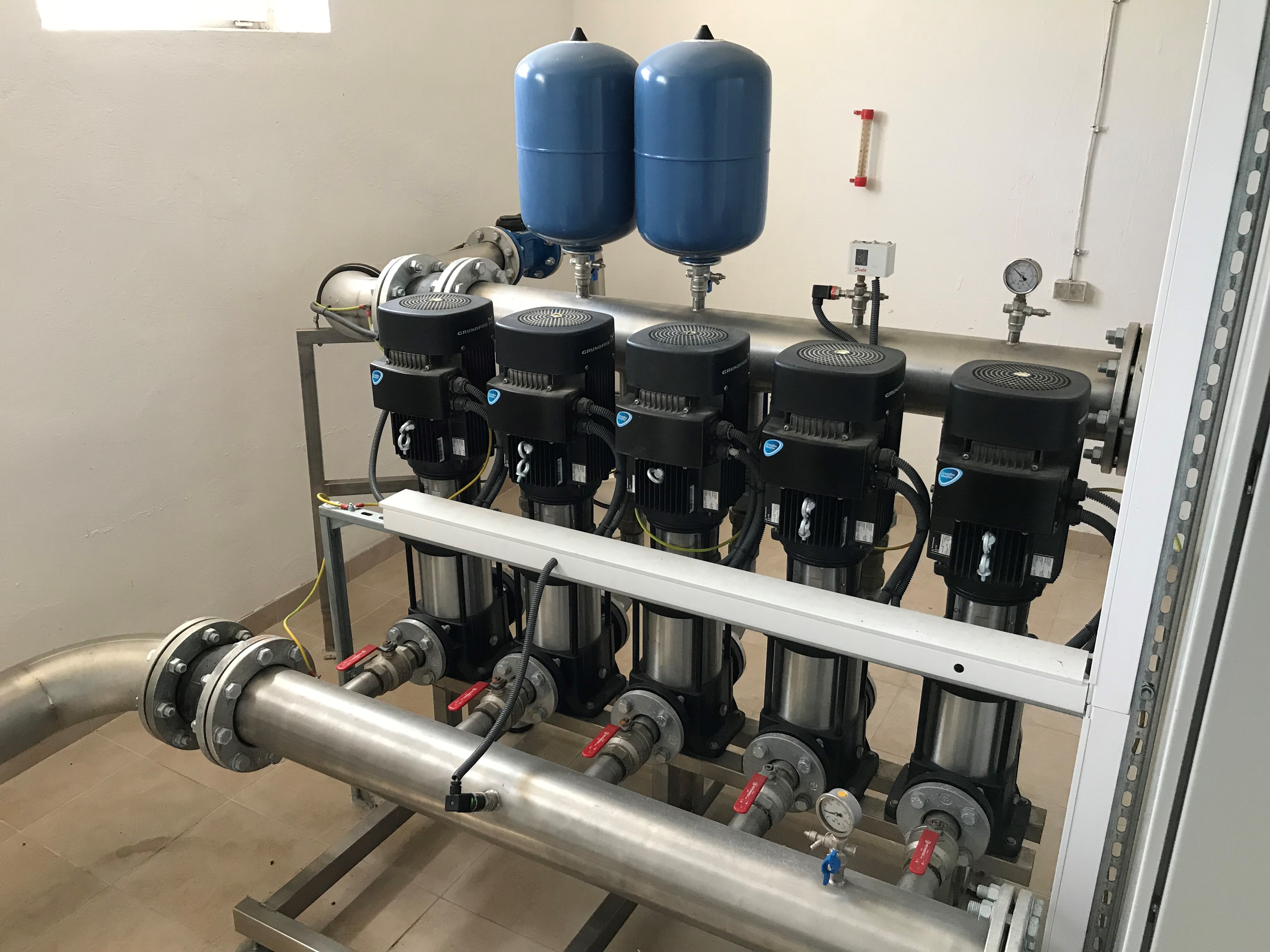 Instalacja pompowa i układ technologiczny w realizacjach Caspel Automatyka